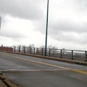 LakeStBridge(04-01-2011)I R